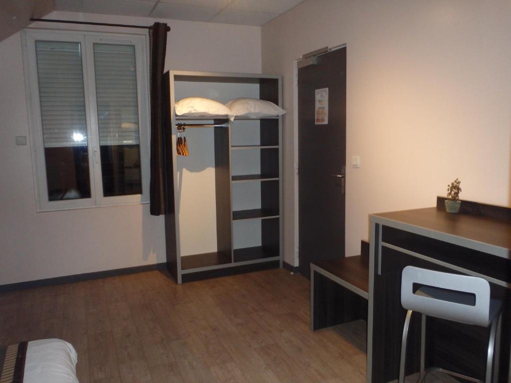 Contact Hotel Les Ailes Challes-les-Eaux Room photo