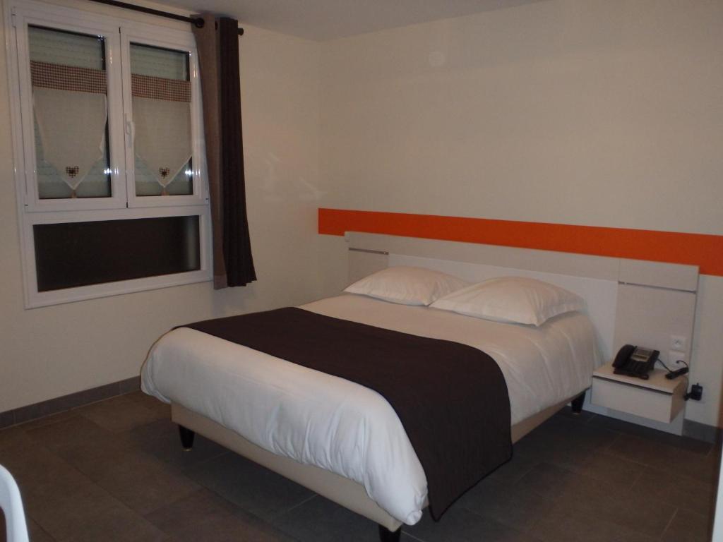 Contact Hotel Les Ailes Challes-les-Eaux Room photo